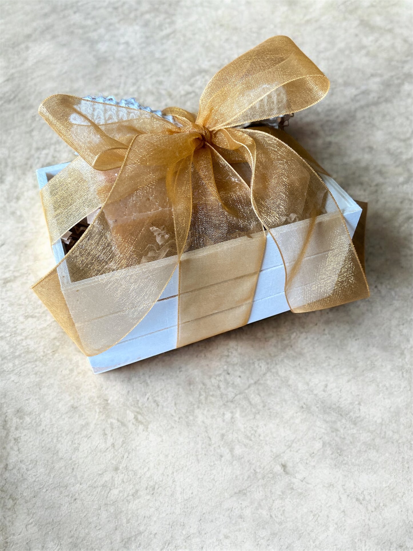 Gift Set with 2 Soaps and 1 Sisal Bag